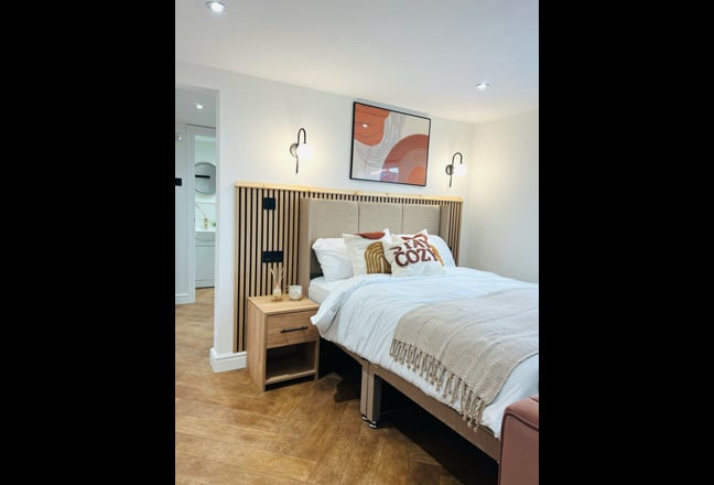 ❤HIGH END🛏️ Mini studio en-suites with parking Main Photo