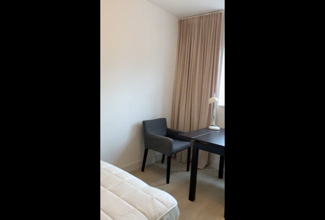 Euston Female Household  Main Photo