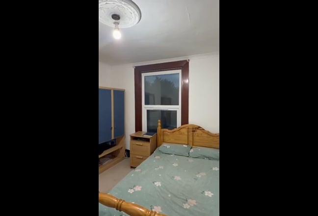 Double Room Available in Woolwich(SE18) Main Photo