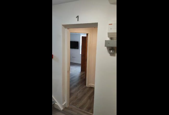 Charming studio flat  Main Photo