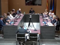 Cal ampliar el tanatori de l'Escala