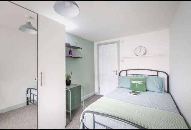 Stylish Co-Living in the Centre of Trowbridge Main Photo