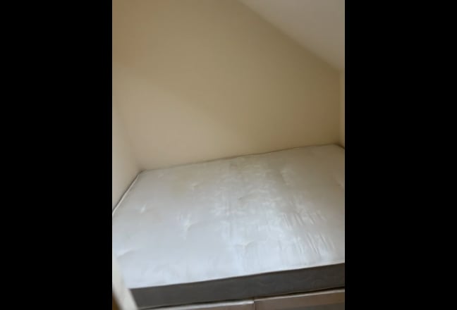 Cozy room with double bed in Walthamstow Main Photo