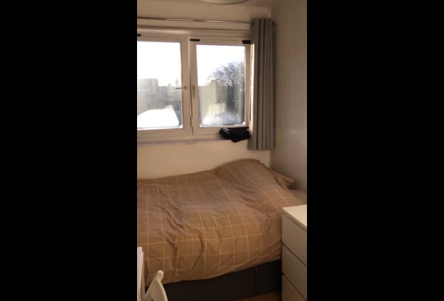 Short term sublet room in Surrey Quays &pound;167 pw Main Photo
