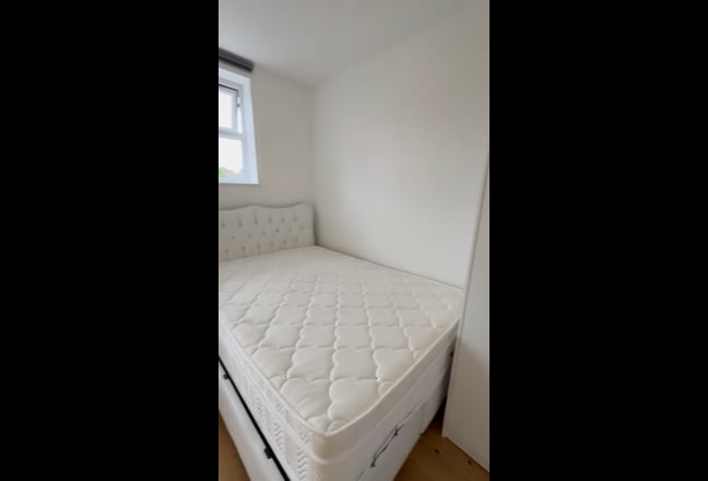 En-suite room for rent in central Harringay  Main Photo