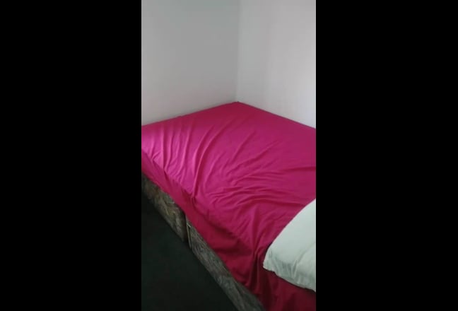 Hurry up This room will also go away Main Photo