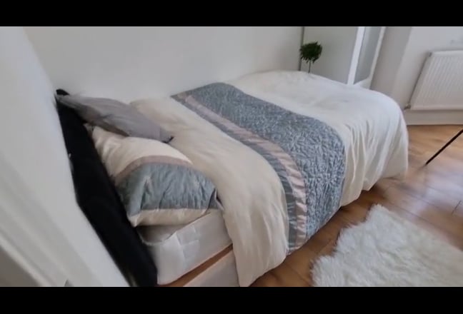 ✨ Spacious Room Available – (Students Only) Main Photo