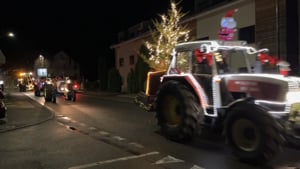 Cortège de tracteurs dans la Vallée de Delémont