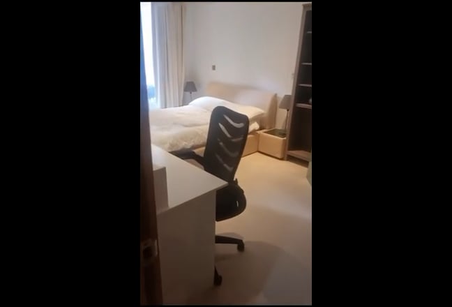 Spacious En Suite Bedroom in Westminster Main Photo