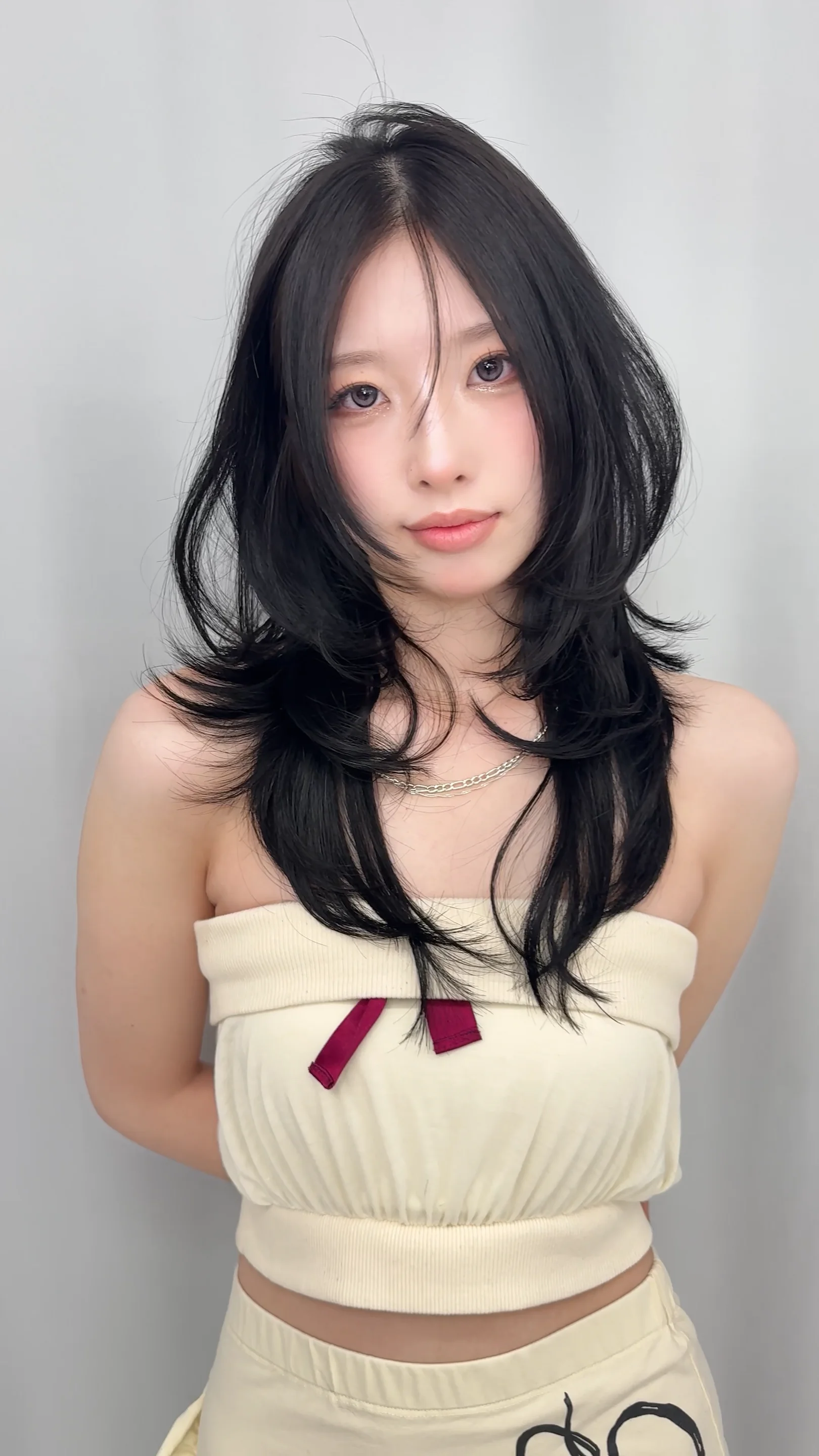 レイヤーカットはディスコネで差をつける！ブリーチ毛もパサつかせない