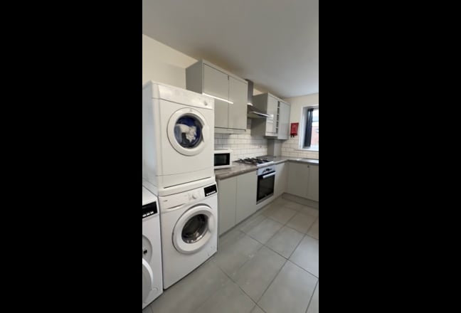  Luxury En-Suite Room Main Photo