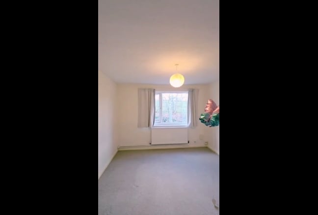 1 bed and 1 living room flat for rent Main Photo