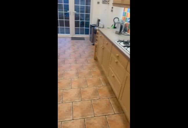 Double room available for rent Main Photo