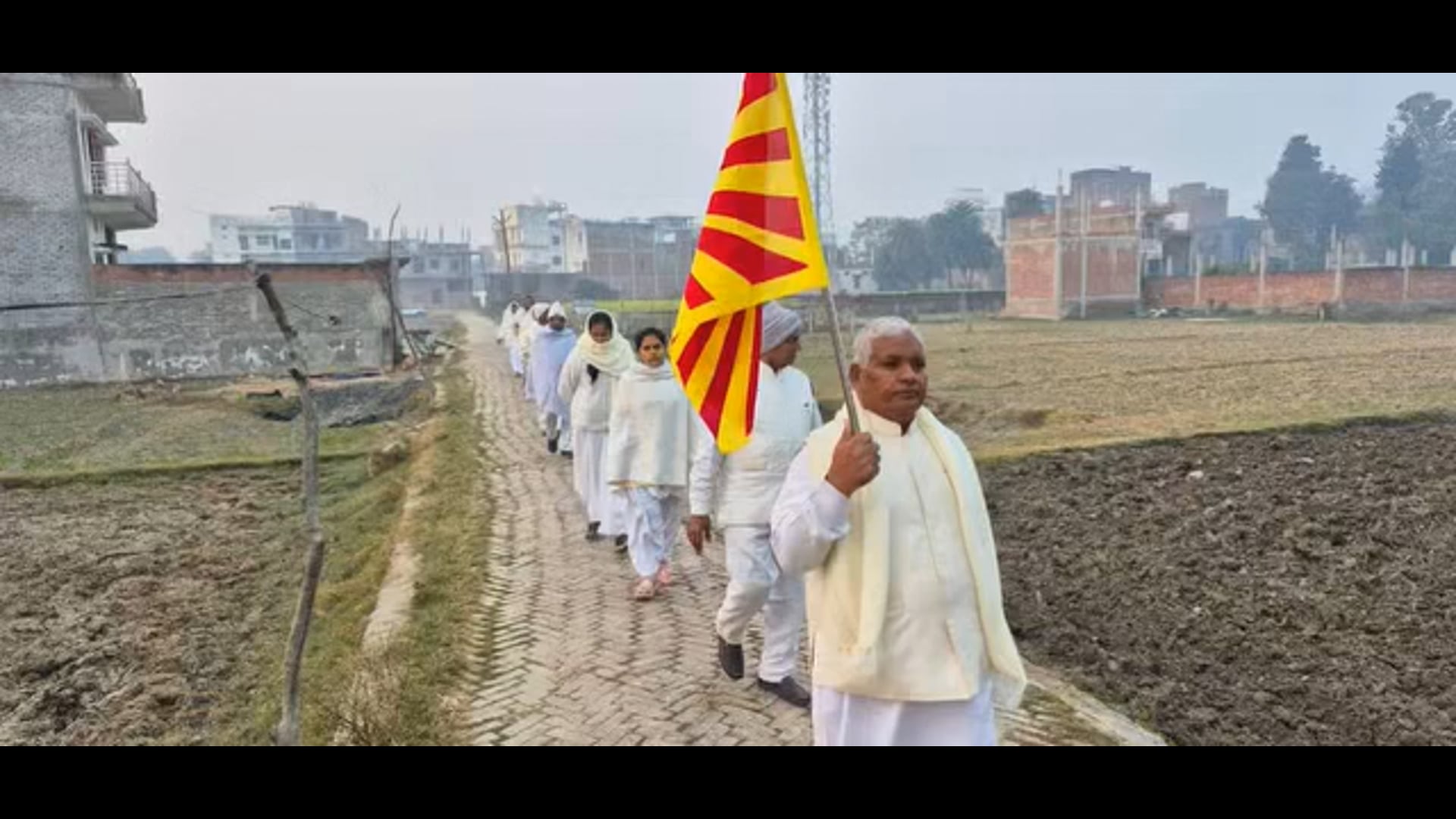 प्रभात फेरी शांति की यात्रा कार्यक्रम उत्तर प्रदेश शाहगंज में 