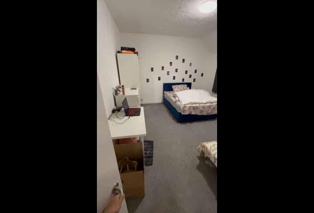 Bed Space for a Girl Main Photo