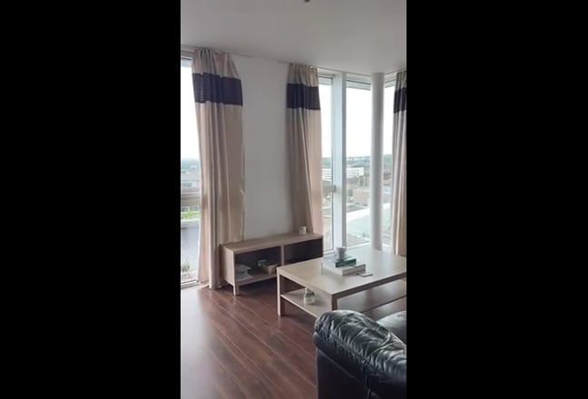 Stunning double room in a 2 bed flat Main Photo