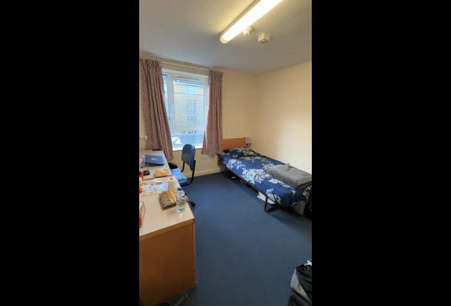 You can’t miss out on this. Good deal. Negotiable  Main Photo