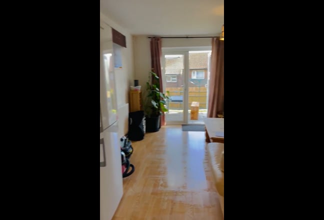 Single room in  friendly shared house nr Marina Main Photo