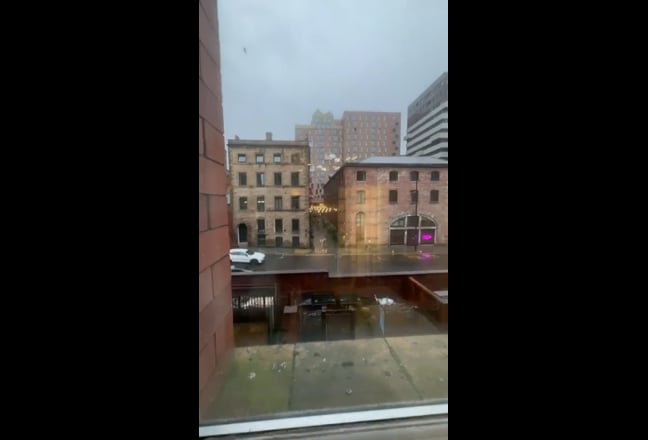 Ensuite double room in centre of City Centre (M1) Main Photo