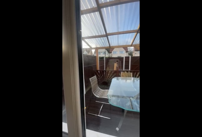 Modern Luxury Double Rooms – All Bills Included Main Photo