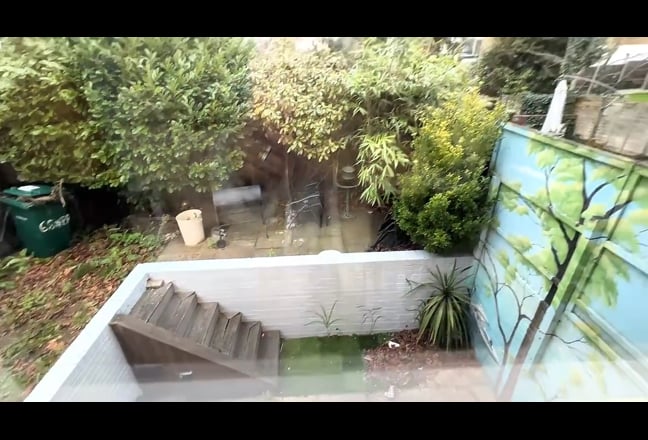 2 bed 2 bath apartment in North London Main Photo