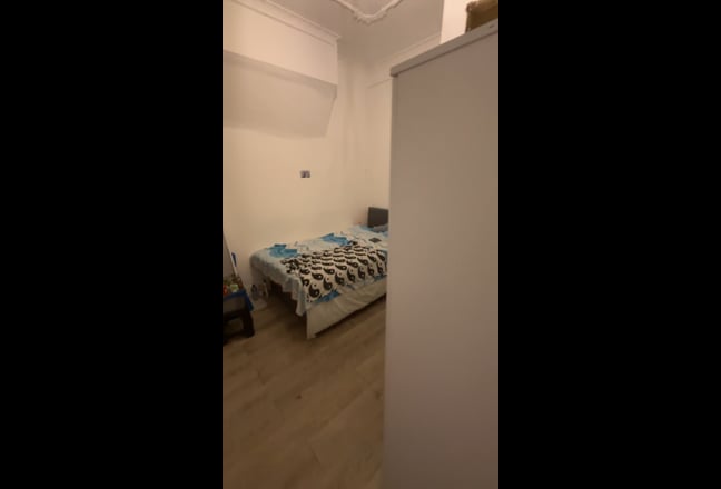 Spacious 5-Bedroom House to Rent in Liverpool L6 Main Photo