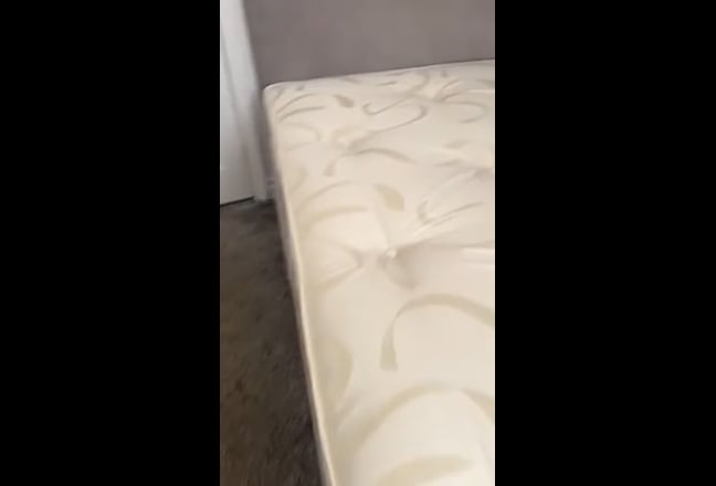 Sunny, refurbished double room, &pound;499inc bills  Main Photo