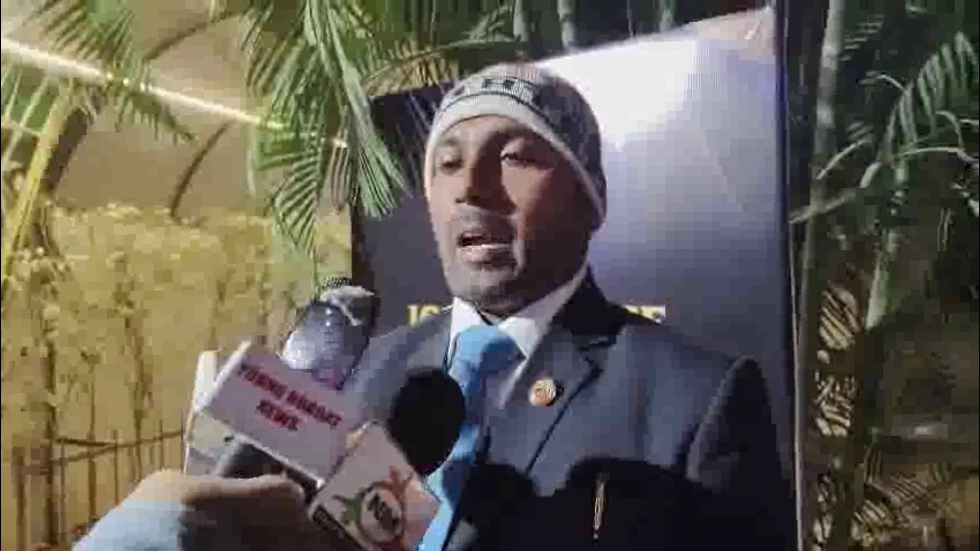 constitution Club Nai Delhi mein samajsevi ko icon achievement award Se sammanit Kiya Gaya