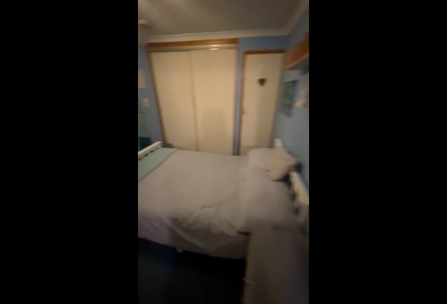 Nice double room with views over rear garden. Main Photo