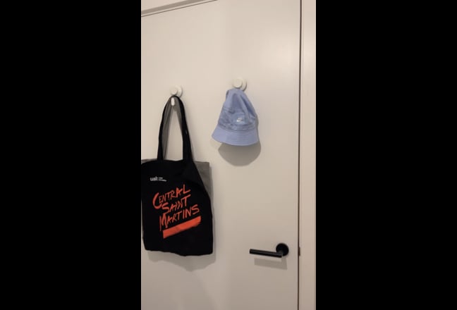 Short let term at a new build flat Main Photo