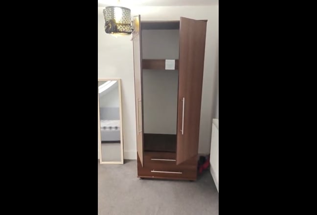 2 Double rooms are available - East Ham  Main Photo