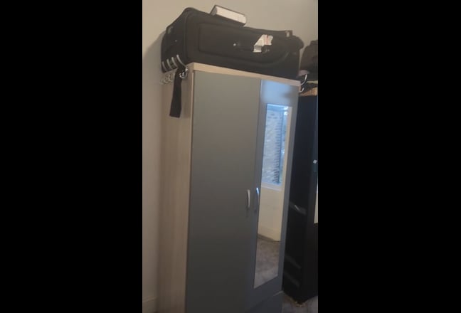 Room for rent for 2 people  Main Photo