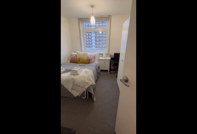 Central London/ Shepherds Bush  Main Photo