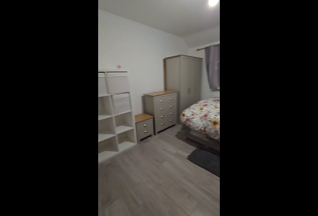 Box room and 2x Double rooms Main Photo