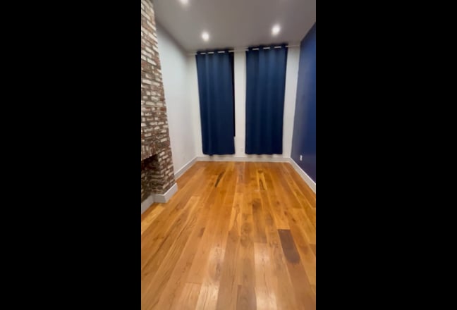 Prvt Bathrooms - No Fee - Free Laundry  Main Photo