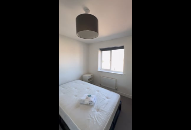 Double room available in house in Frenchay Main Photo