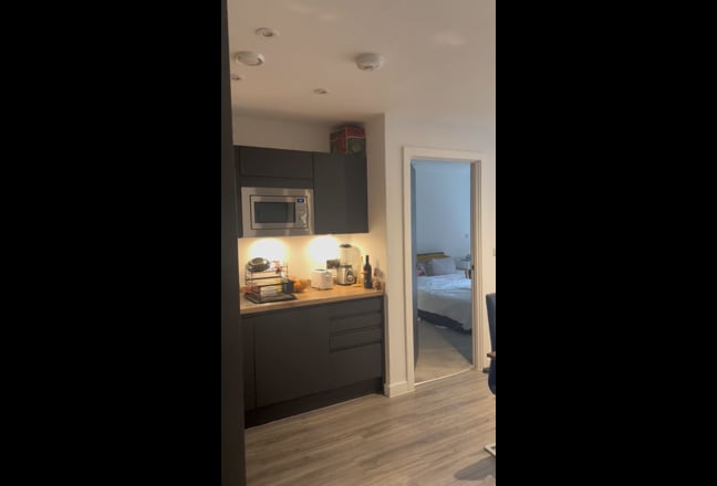 Double room available with balcony   Main Photo