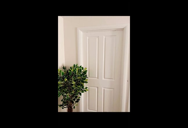 Beautiful double bed room Main Photo