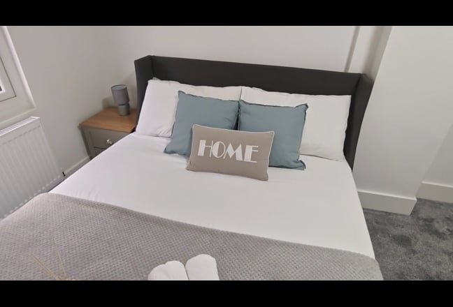 New large ensuite 1min to station | Bills Included Main Photo