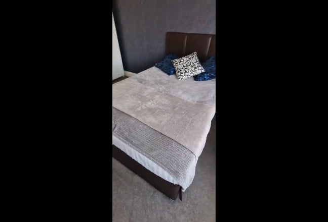 Double room with private bathroom – Hanwell  Main Photo