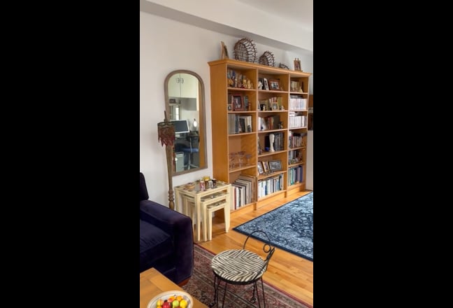 2 bdrms in lovely 3 BR South Loop townhome  6/1/26 Main Photo
