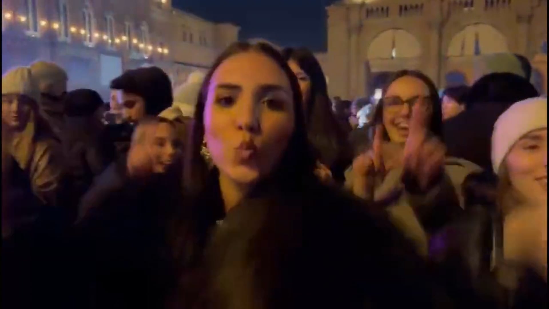 Il bilancio del capodanno a Bologna, tra divertimento, risse e feriti