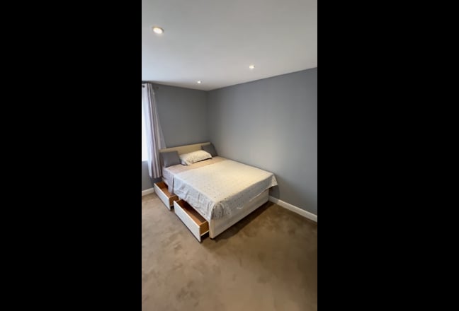 A Furnished Double Room Available Main Photo