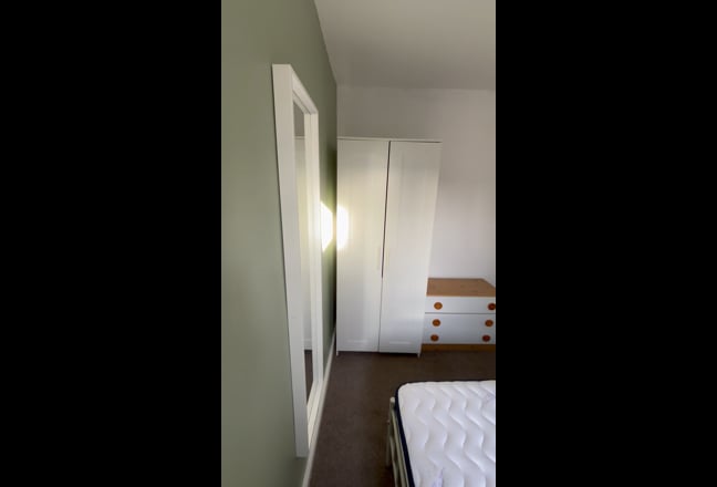 2 rooms Edinburgh Street Brlfast Main Photo