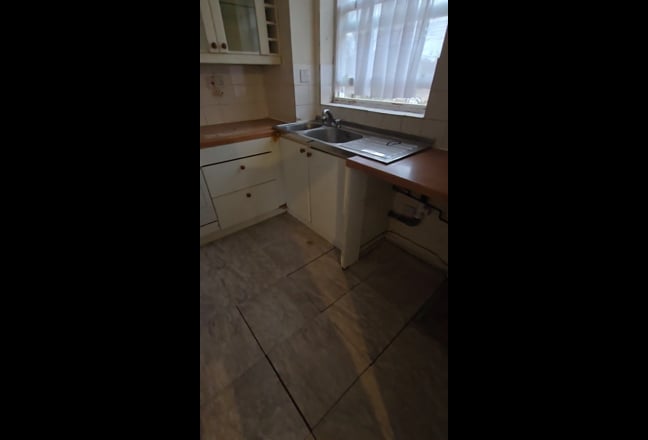 Stop Scrolling, Excellent location, Main Photo