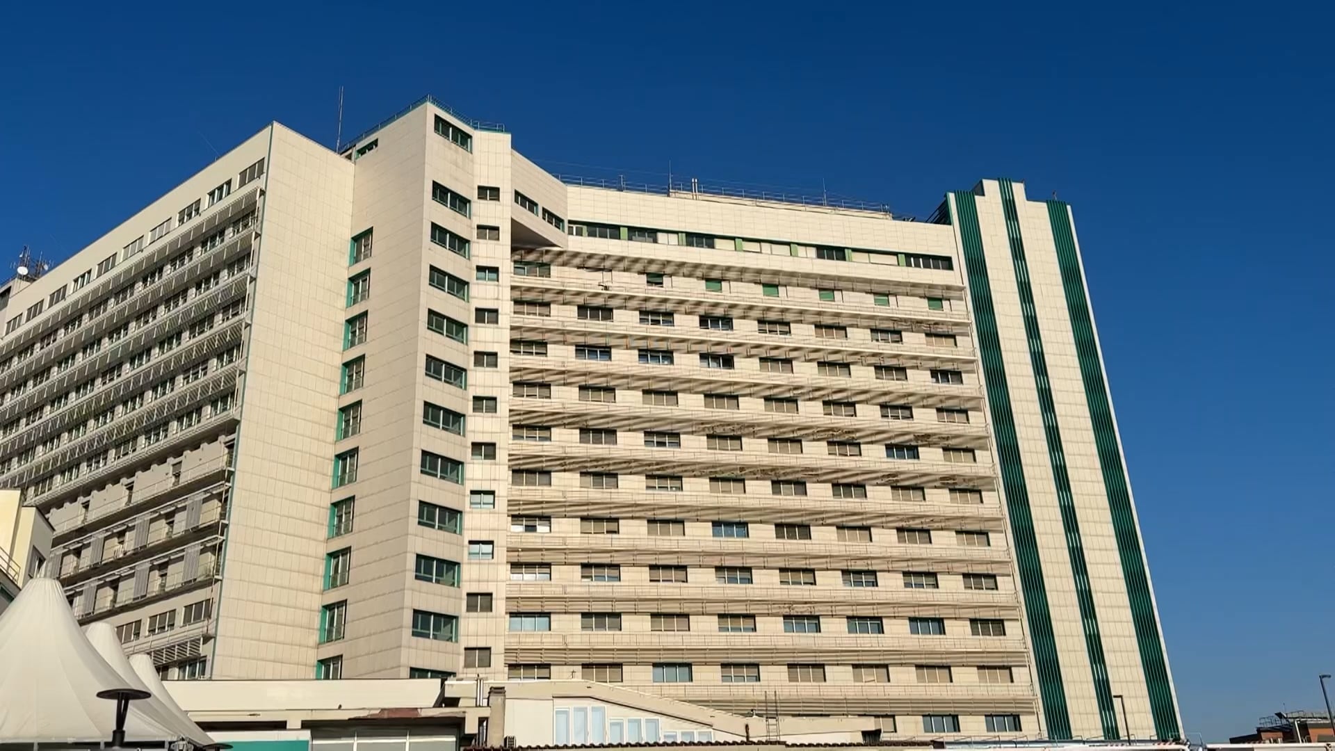 Prima aggredita e poi derisa, la vittima è una 50enne bolognese