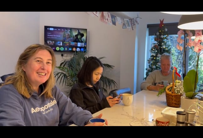 Stunning loft room with ensuite on private floor  Main Photo