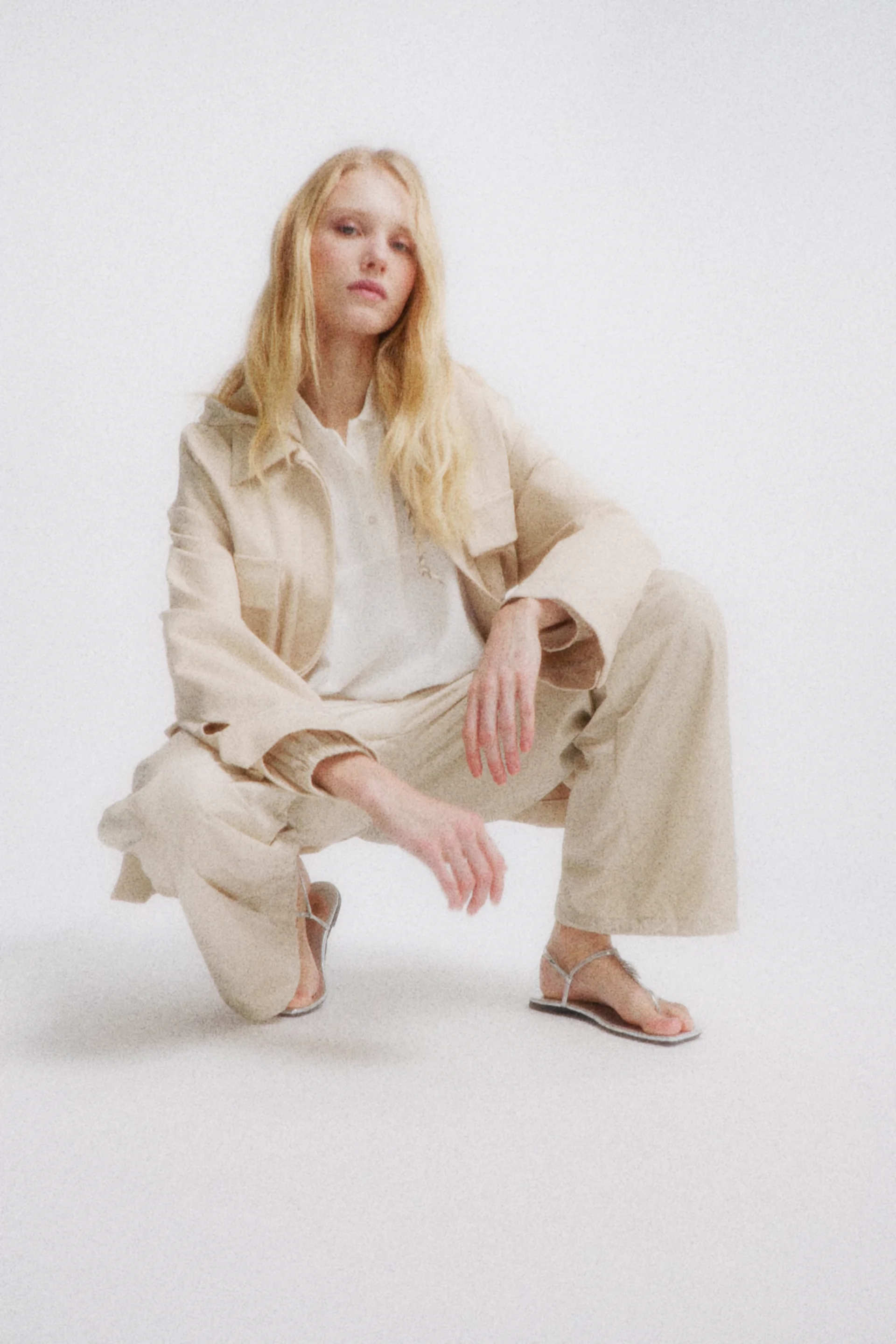 SPORTY COOLNESS hooded armcover | Dorothee Schumacher