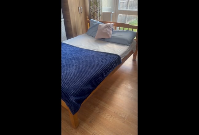 Large Double Rooms in Clean Spacious House  Main Photo