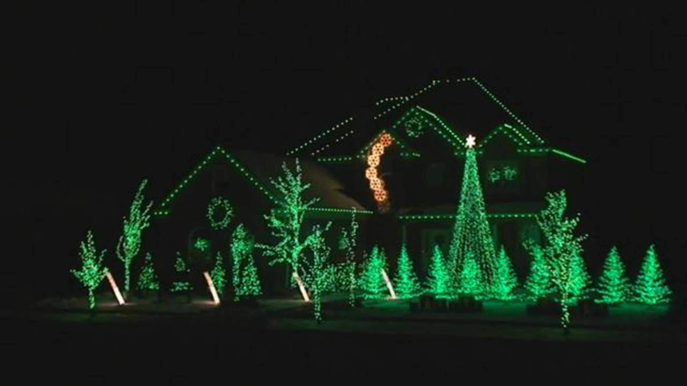 HD Version Music Box Dancer Holdman Christmas Display 2007